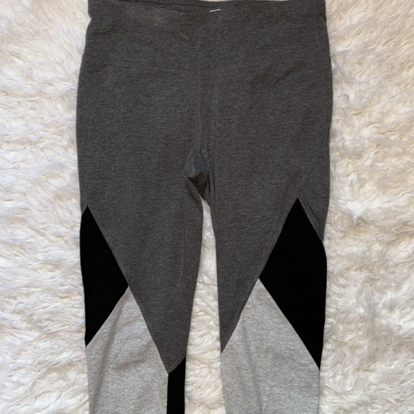 Athletic Works Full Length Asymmetrical Color Block Leggings, Size M - Picture 4 of 12